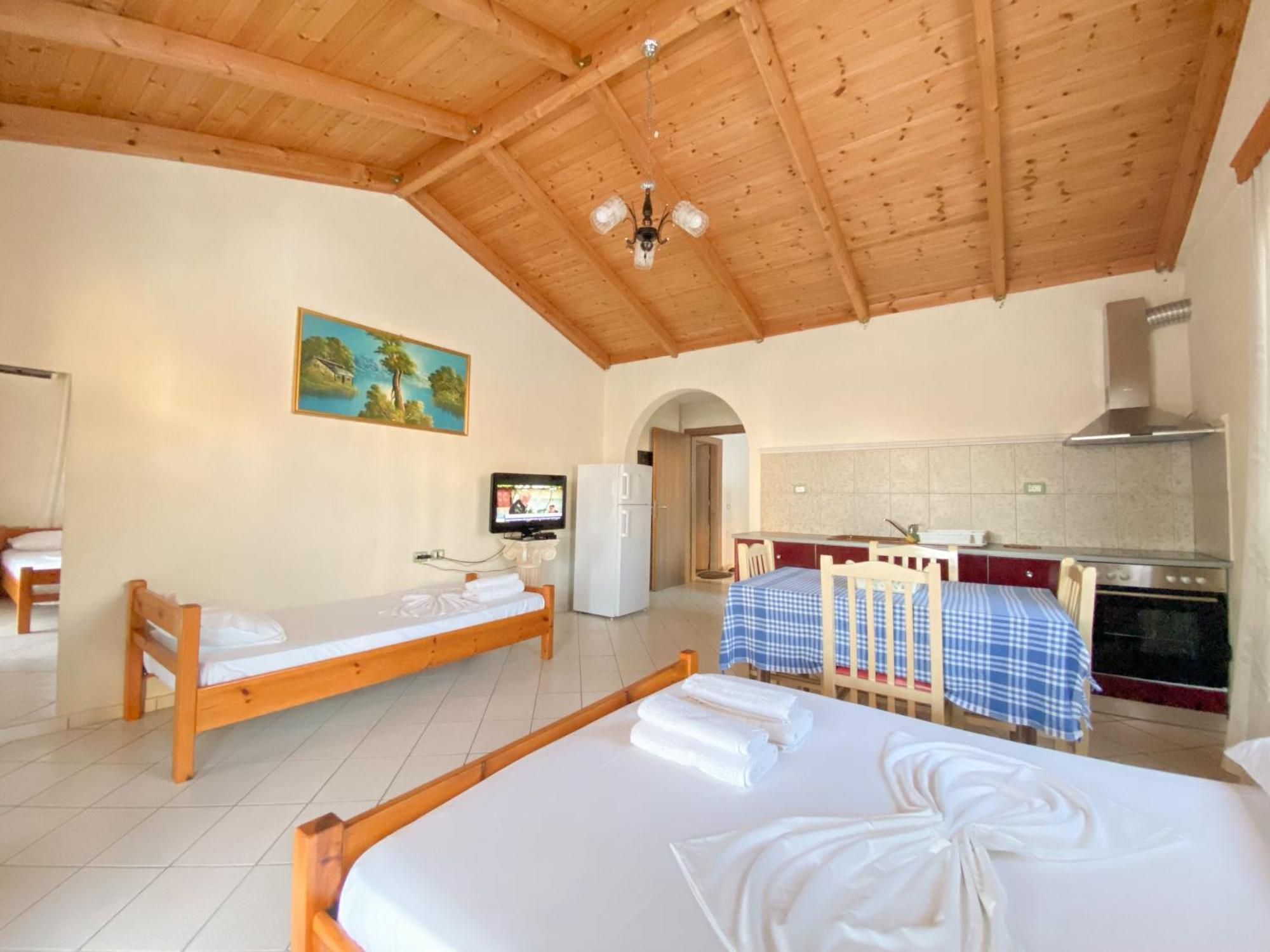 Summerland Saranda Exterior foto